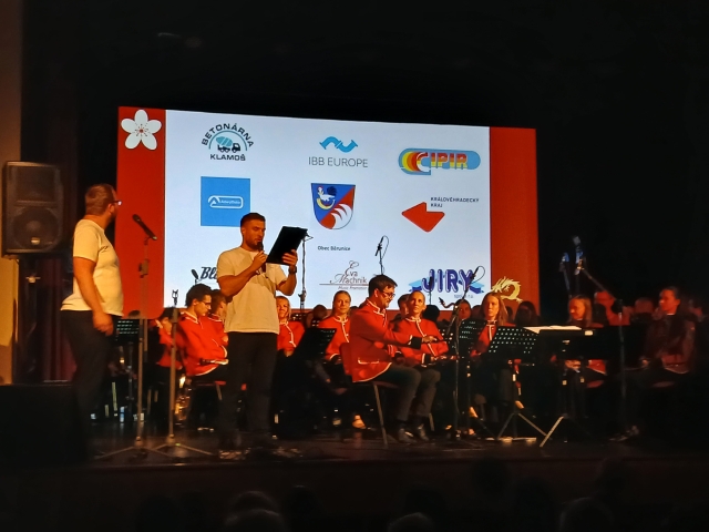 Podpořili jsme cestu chlumeckých muzikantů do Pekingu!